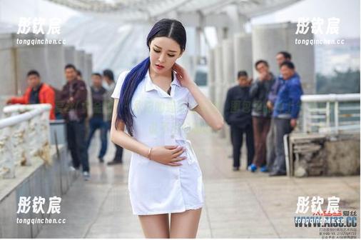 AISS爱丝(黄金版) - 欣阳的连身袜私拍，图包里的绅士气息有种说不出的暧昧