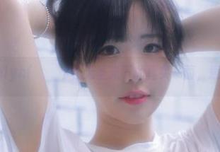空姐Addielyn(에디린)在无圣光下的真实一面，意外如此吸引