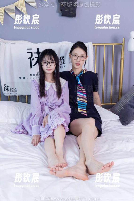 BoBoSocks袜啵啵 - 过膝袜无疑是稚予的超能力，转身瞬间变心动法宝，赶紧来看这个“写真”。