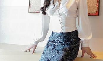 Feilin嗲囡囡 - SiByl李思宁的美图图包，每一张都像是在说‘瑜伽是心灵的舞蹈’，问我灵魂呢？