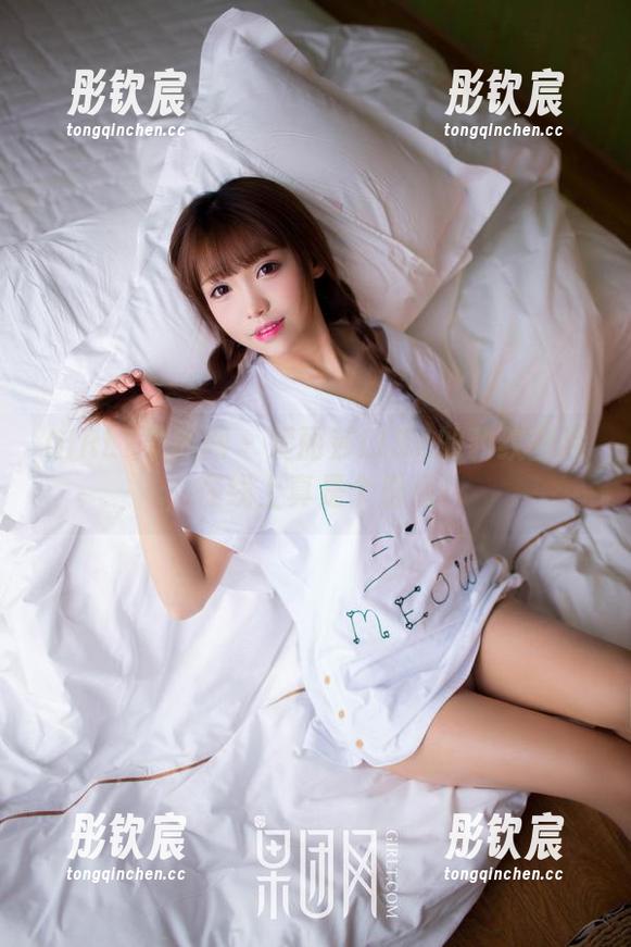 GIRLT果团网 - 爱丽莎LISA的豹纹图片，在线上真是个看点！
