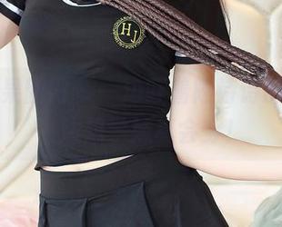 GIRLT果团网 - 一边盯着陈诗诗的图集，一边想学妹真会穿！
