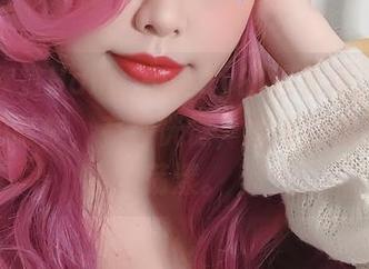 在线欣赏Hana Bunny的连衣裙，看到原图的时候，有种恍惚，裙摆好像在轻轻荡漾。