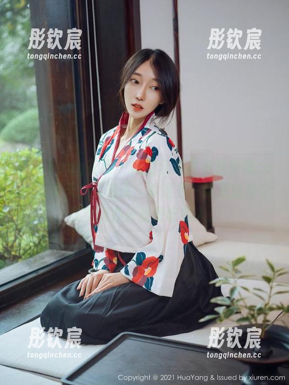 HuaYang花漾 - 美图合集里有赵惟依coco的夏天，只想说，真该有一张送给每个在空调办公室晕眩的人。