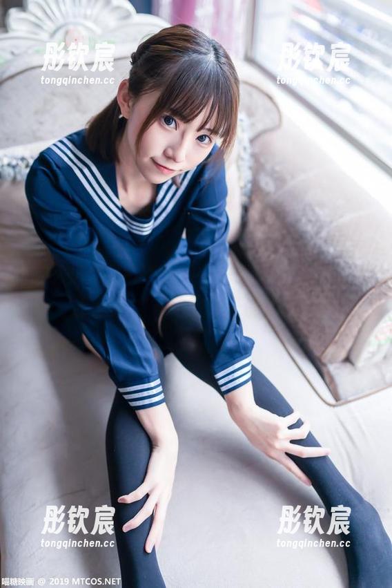 白裙少女，高清原图——喵糖映画，我是不是应该开始写裙子的自传？