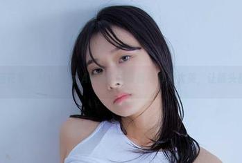 拍摄幕后花絮:Myung Ah女王的最新写真集太美,让镜头都绿了!