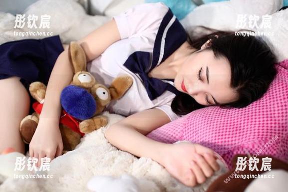 PDL潘多拉 - 陈雅漫的纯白合集：这一大片白，让我有种心中藏着旧货的幽默感。