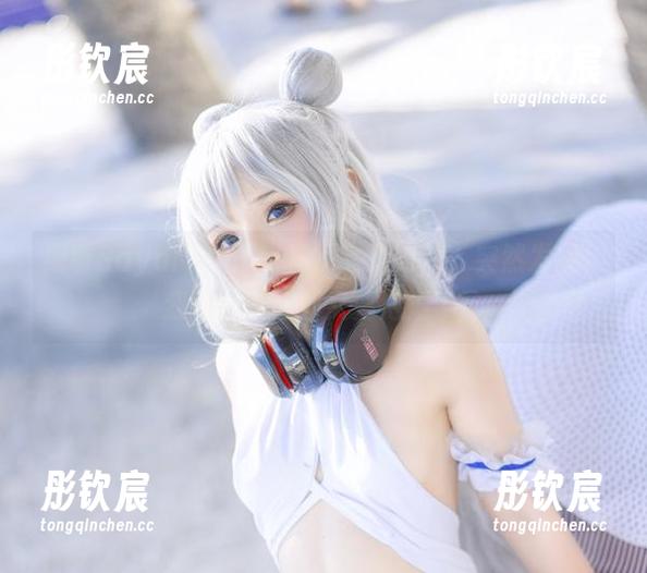 细看SayoMomo比基尼高清照片，突然发现，我的减肥计划又要泡汤了！