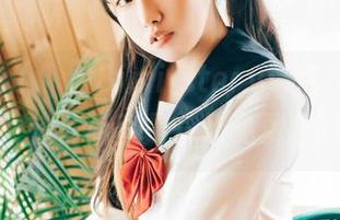 Sonson(손손)Bimilstory：这原图的披萨女孩，简直是一场免费狂欢！