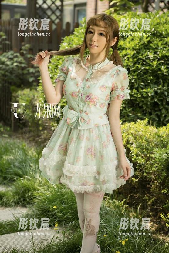UGirls尤果网 - 李思宁的学妹作品都跟免费的快餐似的，坚持不下去的那种。
