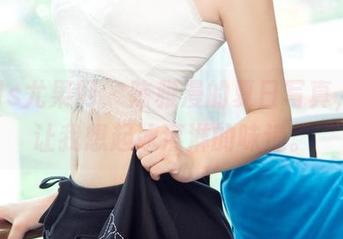 UGirls尤果网 - 陈雅漫的夏日写真，突然让我想起冰淇淋的味道。
