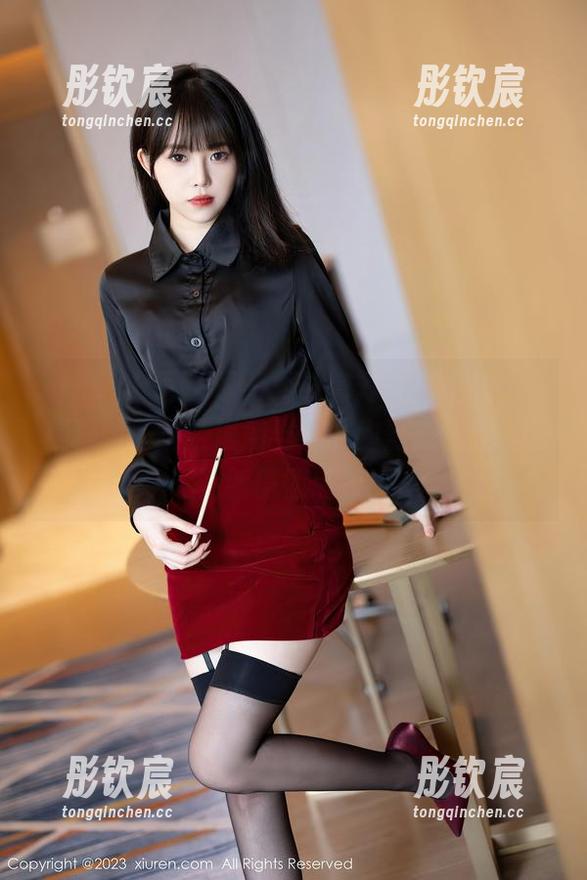XIAOYU语画界-程程程 XIAOYU语画界 - 第二套写真已上线,程程程新作融合理所当然的幽默感,就憑这更新值得点赞!