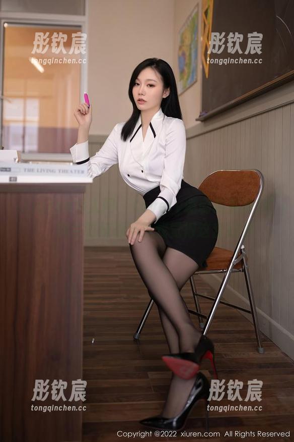 Xiuren秀人网-Lovely璐璐 Xiuren秀人网 - Lovely璐璐的私房JK,梅兰竹菊都不及我觉得这套好看
