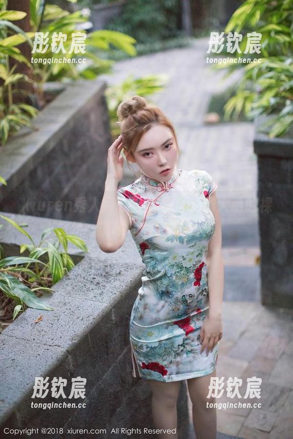 Xiuren秀人网 - 全套写真，周大萌的裸足，挑战你的审美界限。
