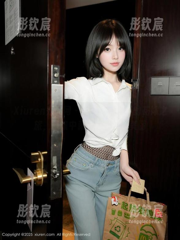 Xiuren秀人网 - 周慕汐fairy的花嫁之旅，图集中藏着的不止是美丽