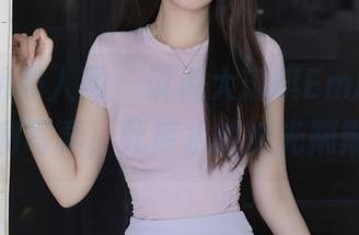 Xiuren秀人网 - 说说大琪琪Emily的福利写真，死库水的波光粼粼