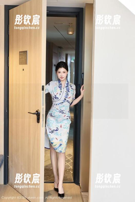 Xiuren秀人网 - 牛仔裤照片合集，战姝羽Zina让这平凡的裤子也能爆发惊人能量！