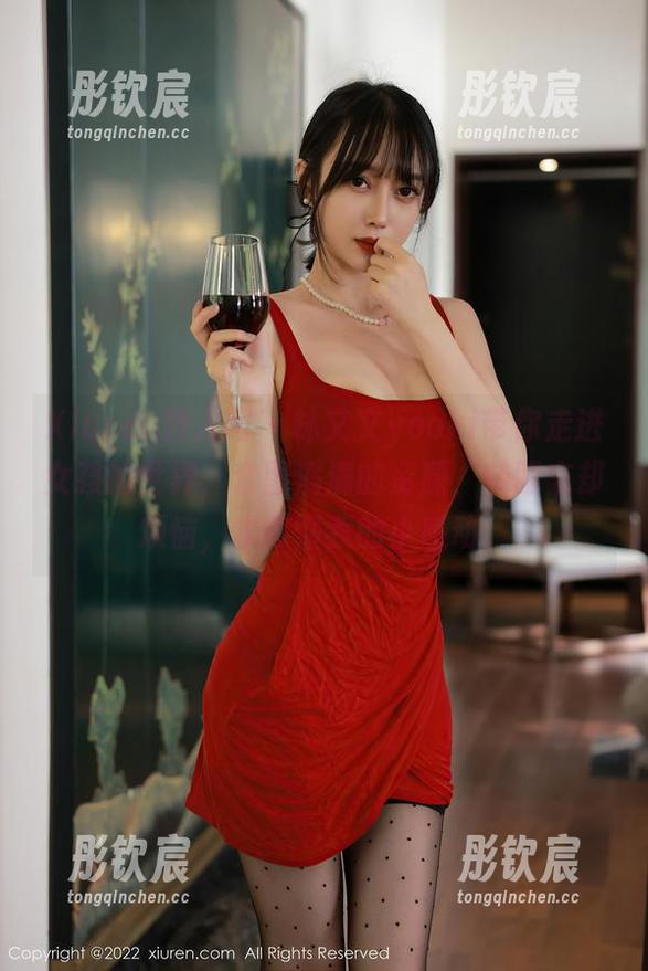Xiuren秀人网 - 林文文yooki带你走进女孩的世界，套图满满的资源，转眼忘却烦恼，求你懂我的小感动。