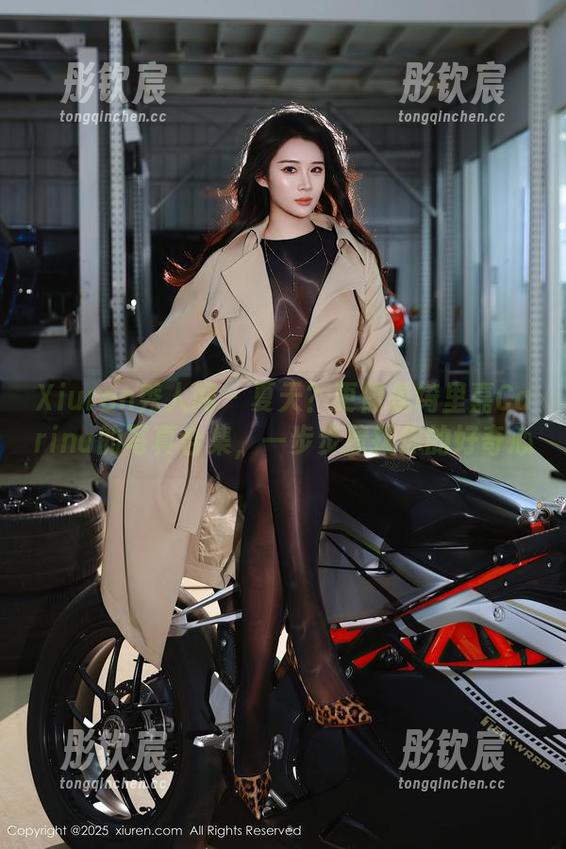 Xiuren秀人网 - 夏天？更像是绮里嘉Carina的写真合集，一步步撩拨你的好奇心