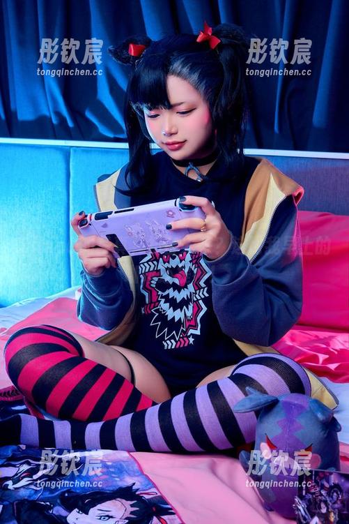 ZinieQ的写真，初音未来？这比我早上的咖啡还提神！
