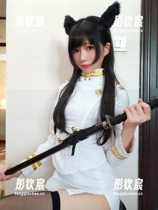 当nagisa魔物喵遇上少女贩卖机，原图照出绝妙组合，快来瞄一眼！