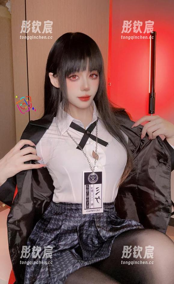九言的东风舞希：这套图颜色不通常，下载就像拯救无人机的任务！快来一键get！