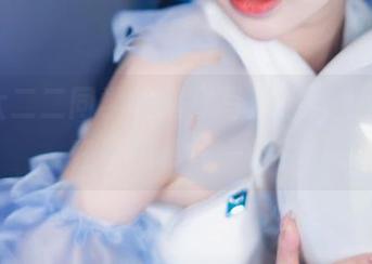 下载六二二同学的居家写真，以为我也能在家里炒作一番？