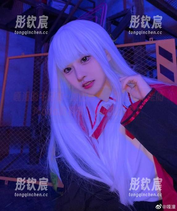 嘎潼的牛仔裤–原图精选，真是个行走的Moda教科书，少见的搭配！