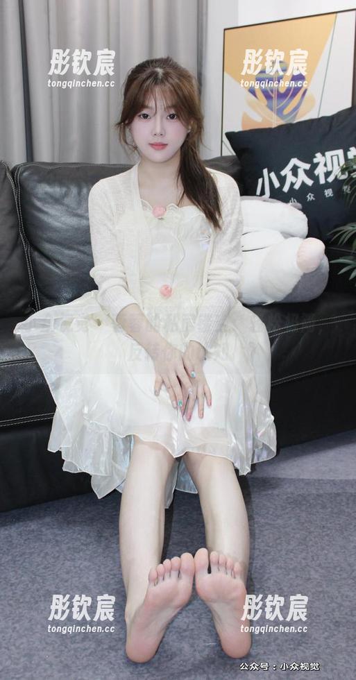 小众视觉 - 蓉蓉的私房镂空：轻松极简，反转你的认知