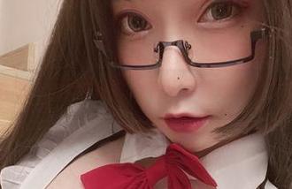 美图本色，小泉学姐吖的棉袜竟然还能这么百变？