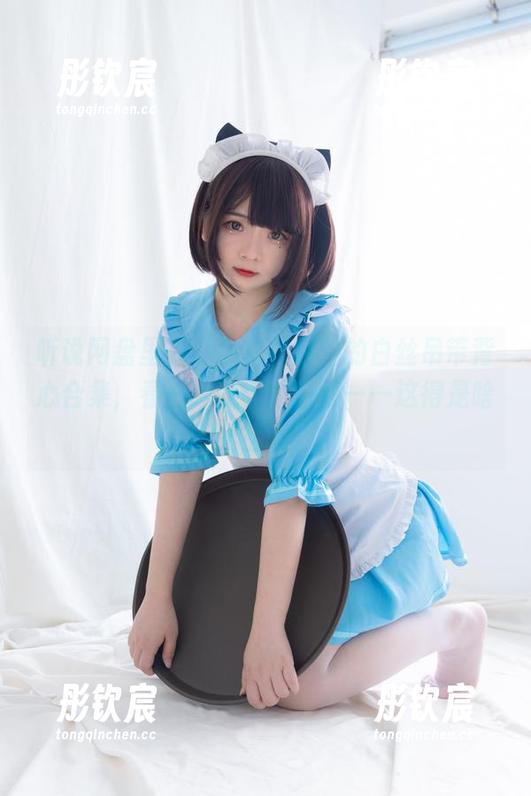 听说网盘里有“少女秩序”的白丝吊带背心合集，看一眼就无法自拔——这得是啥眼福啊！