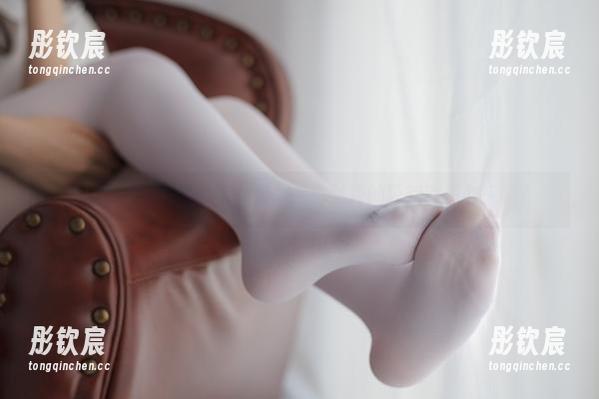 免费！少女秩序的定制套图，白丝控的狂欢？你敢来吗？