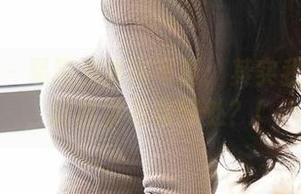 推女神 - 易阳的旗袍写真：其实我就想问，这样穿有啥好处？！