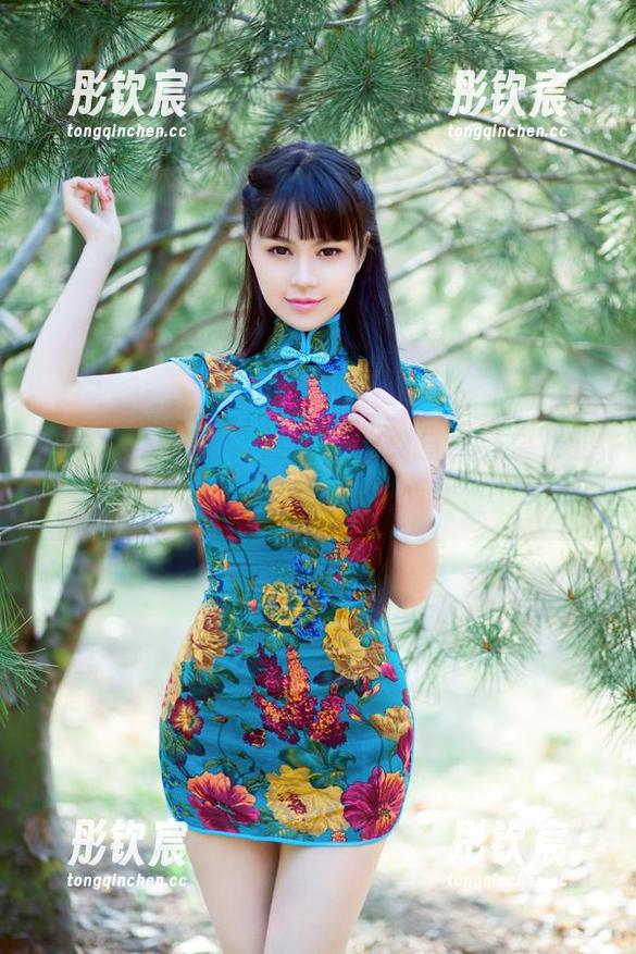 推女郎-赵惟依 推女郎 - 校服与赵惟依的美图,合集下的小清新,总能撩动心绪。