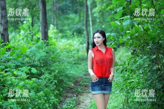 推女郎 - 就问“陆瓷”的镂空藏在哪儿了？图库里的分享让我迷惑不已。