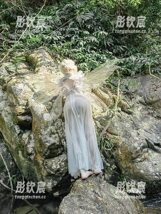 当无颜小天使wy遇上作品和资源，那些小秘密就游荡在空气中，嗅到一丝暧昧气息，嘿。