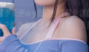 向无颜小天使wy致敬！这职业装组合是我理想中的办公室时光，哈哈，美图套图杀到！