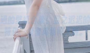不是普通的壁纸合集！星之迟迟的万圣节特供：爱蜜莉雅同人版。