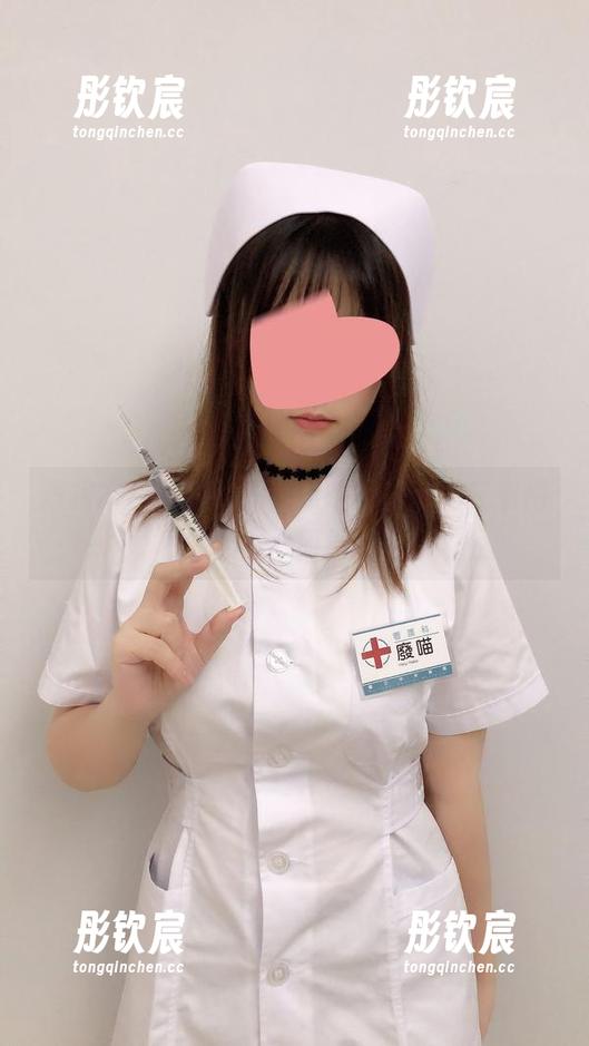 短裙本色——是一只废喵了的私拍，看得我小心脏直跳