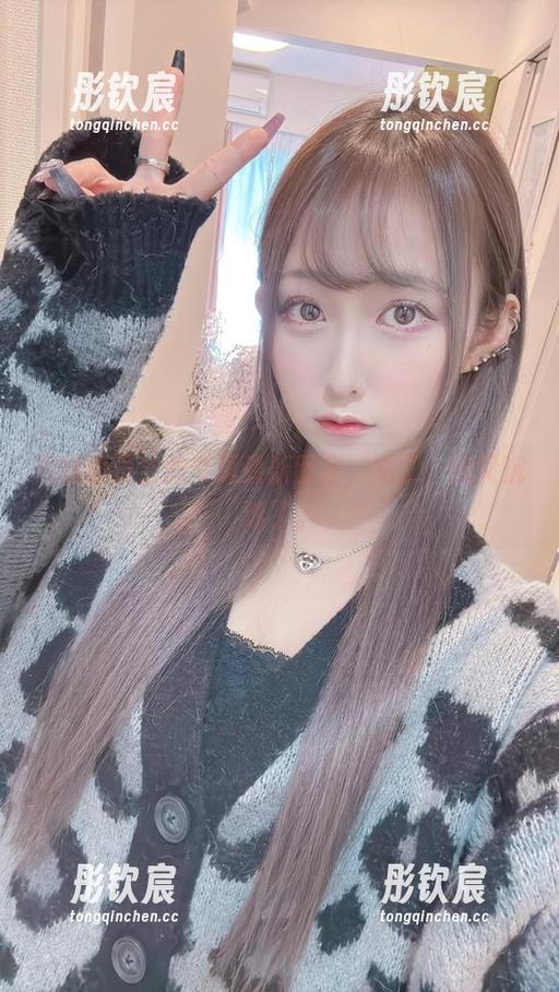 月城委员会的专属最新图集，完了，我又沉迷了。