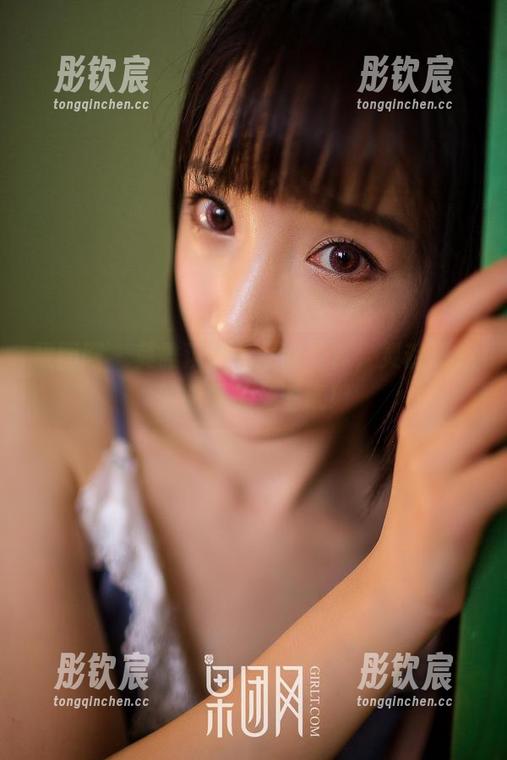 果团网 - 莫雅淇的兔女郎写真，灵魂深处的暗黑兔兔壁纸！