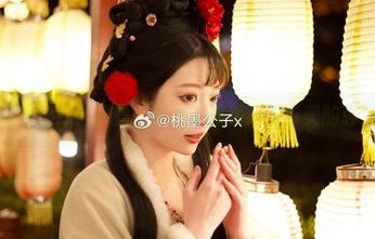 全新作品集上线！桃墨公子的女孩绝对是审美的强烈冲击。