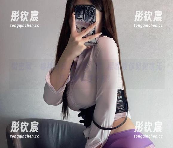 微密圈 - 棉袜写真大公开，桃沢樱呀教你如何毫无压力席卷整个家！