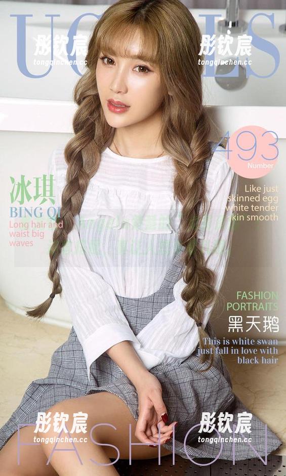 爱尤物 - Angela楚楚的“免费资源”：这套搭配，真让人想多看几眼。