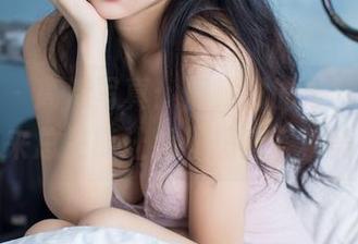 爱蜜社 - 高清写真：泥鳅鳅的长腿，搭配起来总是能让我联想出各种美好