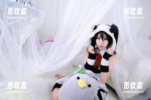 白易子教主的女友cos，图片不多，但都是绝品！