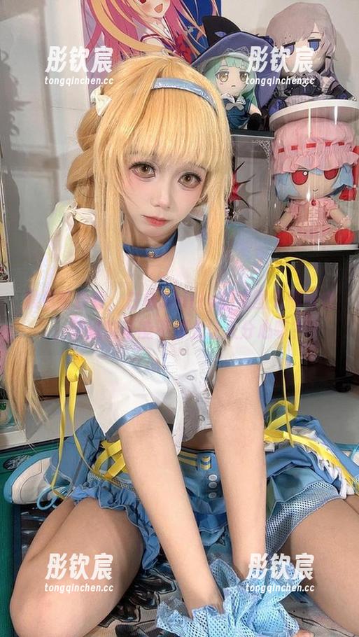 黑见茜香香，白栎Shirly的美图无懈可击，壁纸能不能不那么让人分心呀？