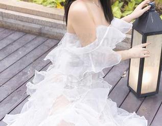 秀人网 - 每次翻到安然anran的修女主题，原图一闪而过，套图却突然让我想多了几秒。