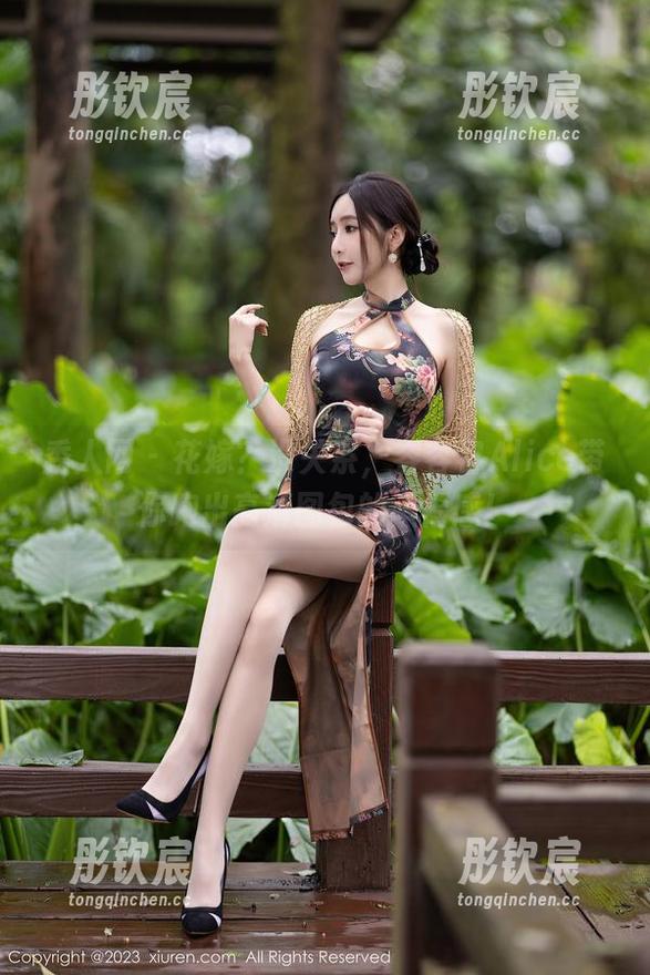 秀人网 - 花嫁？没关系，容容容Alice带你跑出高清图包的幸福感！