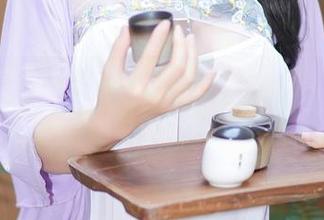 秀人网 - 不涂抹的黑色原图，是小逗逗我忍不住想，是不是过于先锋派了点？